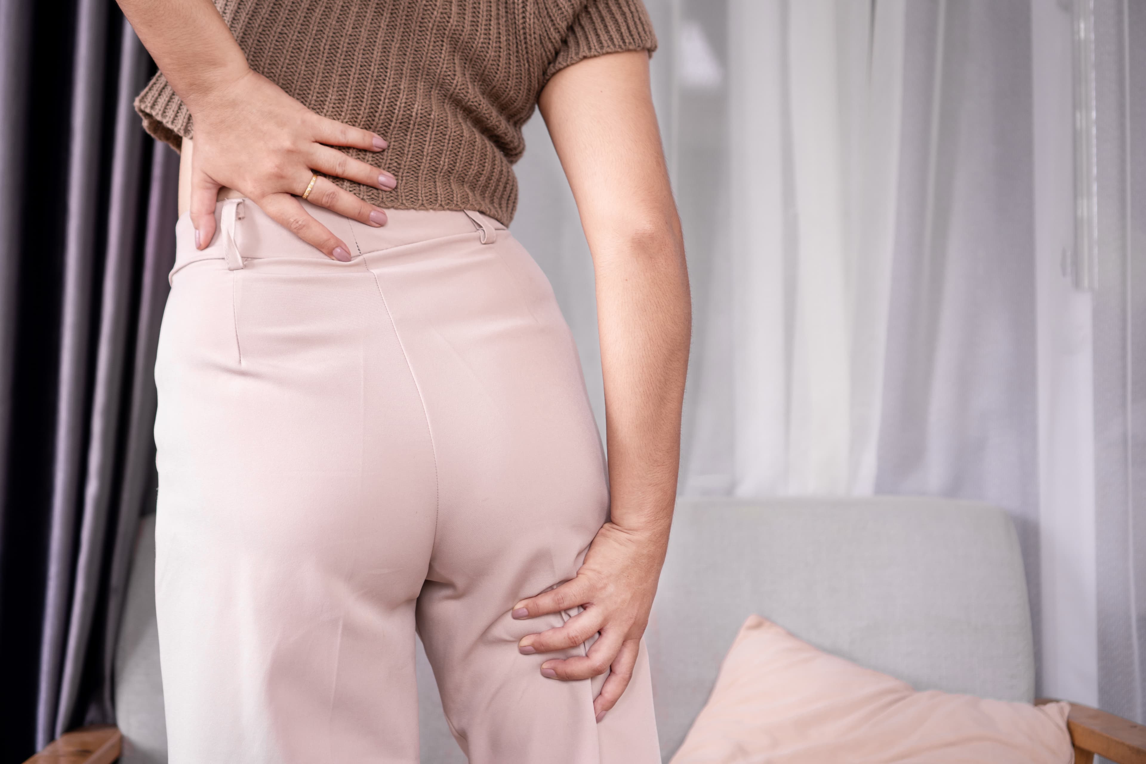sciatica-radiating-leg-pain-consult